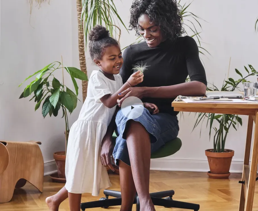 Deborah Choi in Vitra Home Story
